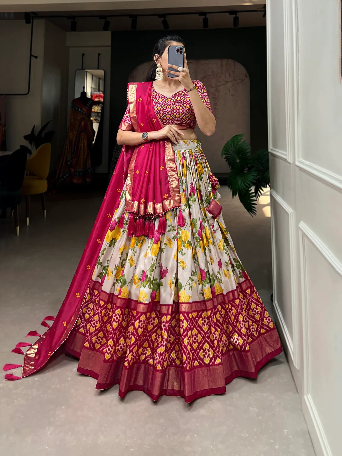Pink Dola Silk Pink Patola Print Traditional Lehenga Choli (Flower Pink)